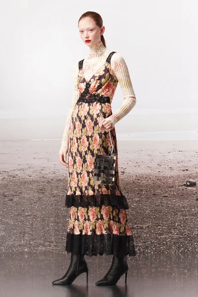 Look 11